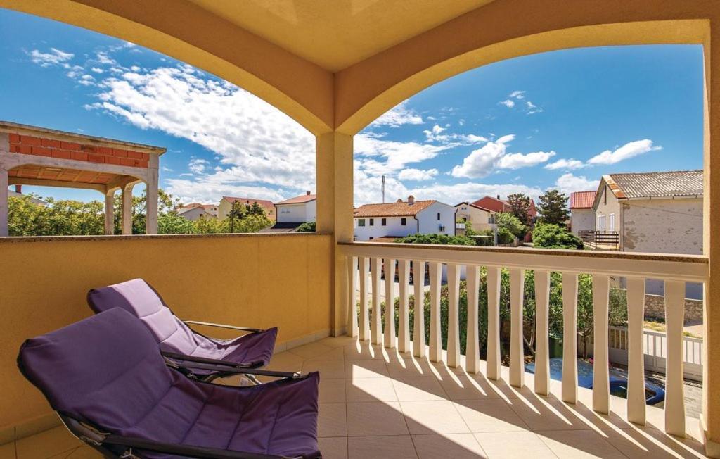 Apartman Dora Povljana Bagian luar foto